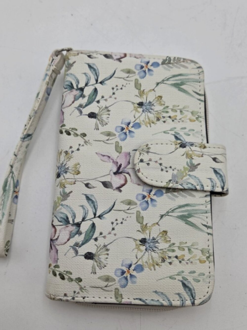 Floral Print Wallet With Strap 12 Card Slots 2 Pockets And Zipper Pocket